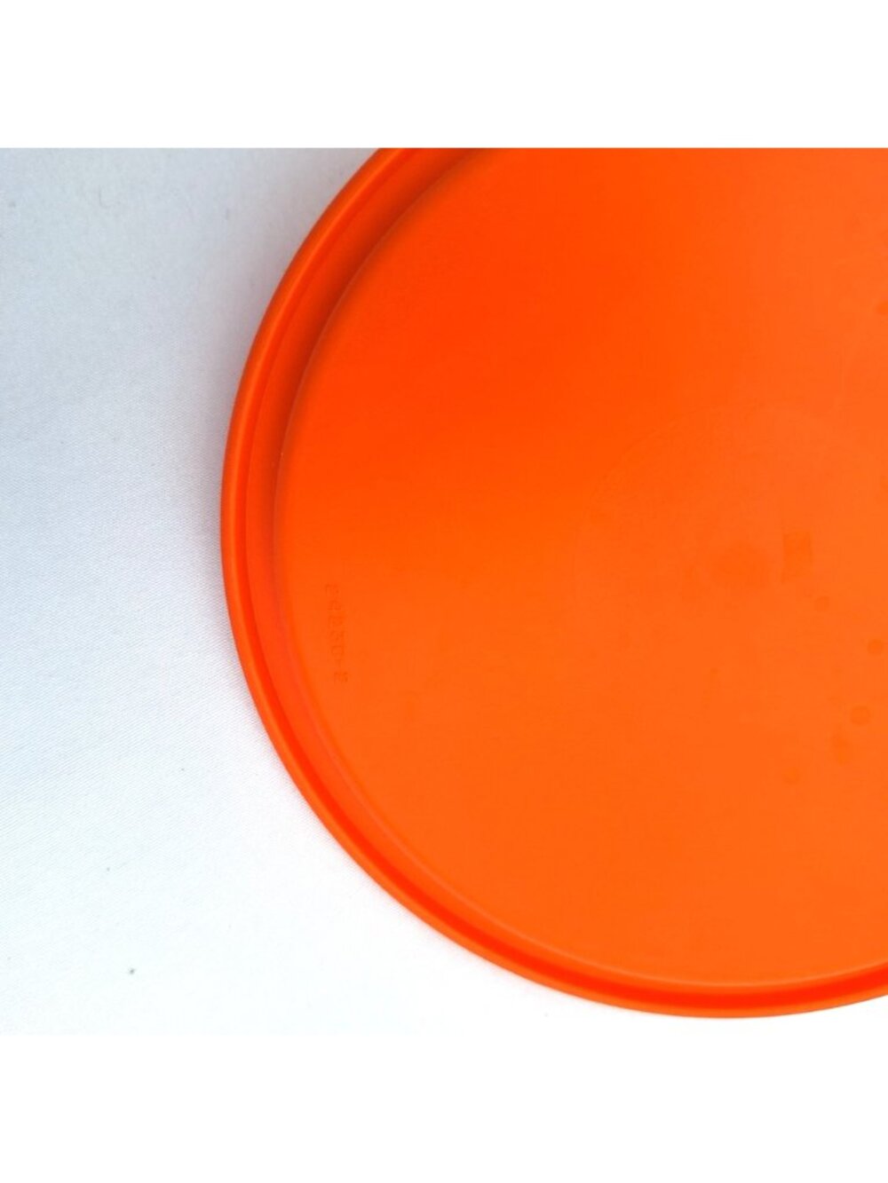 Tupperware One Touch Replacement Orange Seal A 2423C 2 Lid USA 5" - Picture 7 of 8
